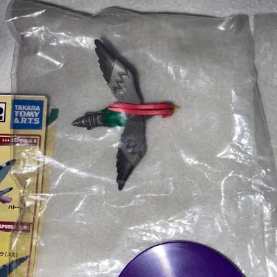 这次到货的是立体图鉴的豆豆鸽组，挖煤姬的包装很给力，东西到手没有破损，可以美美哒摆起来，希望下次也能这么给力



