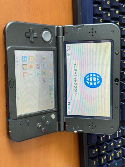 这次在挖煤姬淘的是一台黑色的新大三，有点赌，卖家只说相机不能用，其他没描述，到手 8 张，到手测试了下没其他问题，就是外壳掉漆严重一点，可以作为战斗机，用上个月的积分抵了一些运费，总体还算值的