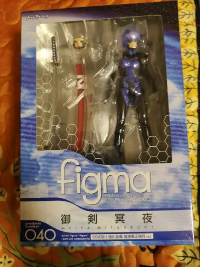 和商品描述一样，内容完好，打包给力，发货快，质量好，日拍到的商品和内容描述的一样，经过过年期间的等待，终于平稳落地
