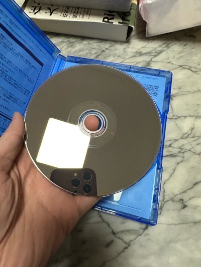 游戏收到了，箱说全盘无痕很棒，物流打包也很结实，没有出现脱盘的情况，以后还会继续复购 希望多搞点活动。



