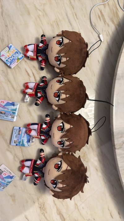 小孩们到家啦！挖煤姬打包令人安心！快递盒尺寸正正好好！而且我没有勾选额外打包服务，挖煤姬还是给俺塞了泡泡纸防冲撞！非常感谢！俺还会继续支持的！发货很快！物流更快！国际发出后5天就到手了！