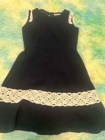 又是最新的一小箱美物哟，这次走的是航空件，这好像是我再一次走这个物流了，速度也很快喔，五天就抵达啦！挖煤姬包装依旧很好^o^，这次买到了超级美萌的衣服，衣服是洗干净的，闻到淡淡的洗衣液香味，很开心收到美裙，下次依旧继续挖煤姬，开心。#挖煤姬#挖煤姬和日淘