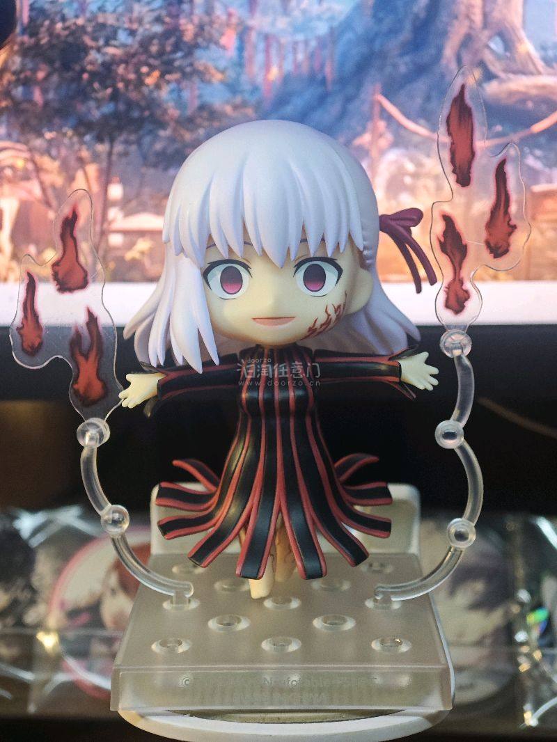 本次购买的间桐樱粘土人非常好看，配件多，可玩性高，观赏性强。收到后非常满意，等待得非常值得。运输过程没有损坏，以后还会继续在挖煤姬上购物。