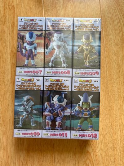 终于集齐这套龙珠WCF弗利萨家族手办！造型精致还原度超高，每个角色神态都很到位，涂装清晰做工扎实，细节满满，包装完好无磕碰，日淘体验超棒，龙珠粉必入收藏款！挖煤姬继续加油！