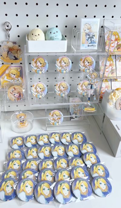 好价我爱你一辈子 偶然刷到这么好价的紫化花前立马切下啦～ 发货超级迅速！运回来没有出瑕太幸运啦！小铃铃不管什么表情都炒鸡可耐～