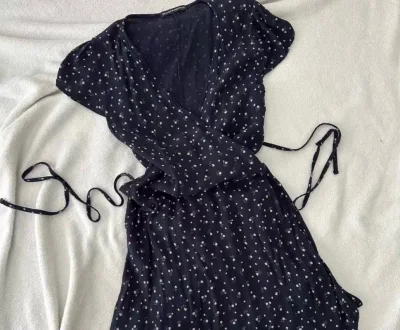 物美价廉，买到就是赚到！偶然刷到心仪已久的商品，果断下单，经过平台下单，物流很快送到，跟描述的一致，很喜欢