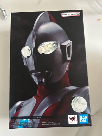 这次的购物体验可谓十分的愉快，商品成色非常的新，收到的商品包装完整，外观光洁如新，完全符合描述，挖煤姬不愧是一款不错的海淘app