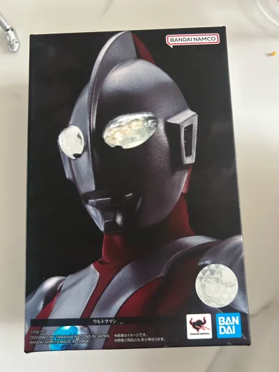 这次的购物体验可谓十分的愉快，商品成色非常的新，收到的商品包装完整，外观光洁如新，完全符合描述，挖煤姬不愧是一款不错的海淘app