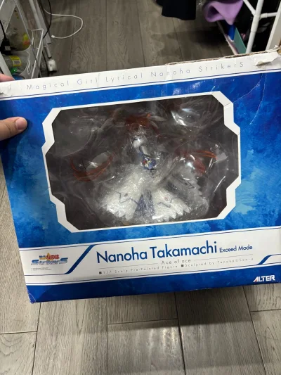 速度很快，很满意的一次购物呢，客服态度很专业热情，有问必答，回复也很快，我问了不少问题，他都不觉得烦，都会认真回答我，这点我向客服表示由衷的敬意