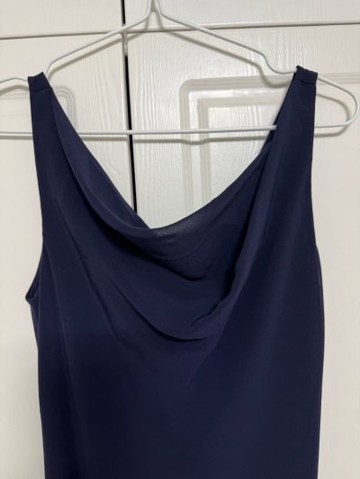 挖煤姬简直是挖宝神器啊  挖到的这件大长款连衣裙简直是我的心头爱啊  尺码很合适 裙子面料也很舒服软乎乎的夏天穿很舒服