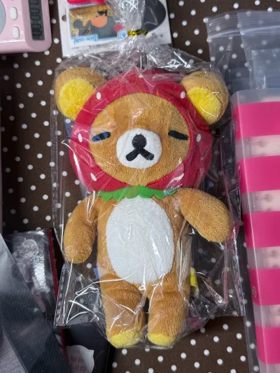 找了很久的草莓轻松熊，在挖煤姬挖到了！价格也很美丽！更新很快，能迅速拍下好价产品，平台也很全，各类产品能稳稳找到～