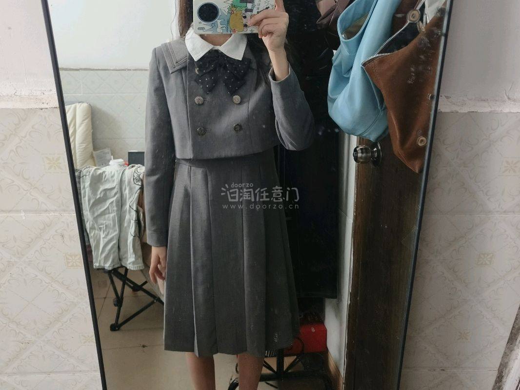 挖煤姬日淘太香啦！蹲到日牌卒业服，樱花妹包装超严实，竹蜻蜓运费超划算～ 物流10天左右到手，品相和描述一致，新手也能轻松冲