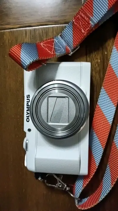 购入这台奥林巴斯，也是偶然发现，然后包装很好，包了三层，到手能够直接使用，成色不错，服务态度也很好，将会一直选择海淘