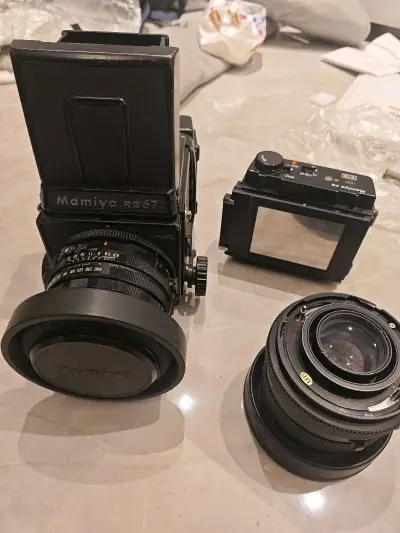 这一次算是在挖煤姬上买过的最贵的物品，是一台玛米亚的rb67SD，算是后期的版本，看到虽然成色一般，但是带两个镜头还是电动后备价格还算可以，不算大漏吧，但是比国内还是便宜不少的就果断下手了，因为也是买的比较贵，所以这一次特地申请的特殊单独加固，没想到包装的这么完美一...这一次算是在挖煤姬上买过的最贵的物品，是一台玛米亚的rb67SD，算是后期的版本，看到虽然成色一般，但是带两个镜头还是电动后备价格还算可以，不算大漏吧，但是比国内还是便宜不少的就果断下手了，因为也是买的比较贵，所以这一次特地申请的特殊单独