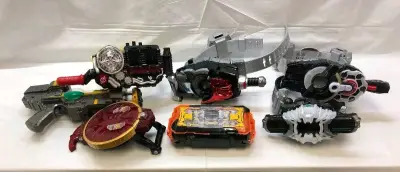 从日本买了一些玩具，发空运，只用了5天时间就到了！非常快，物流运输的很好，用泡沫包裹，工作人员细心放置。感谢大家，推荐大家使用！