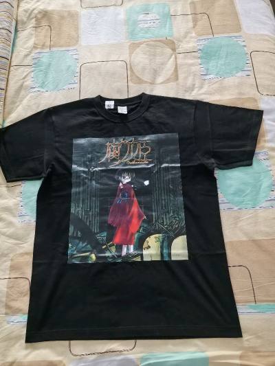 这次依旧买了一大堆游戏的原声集 ，虽然有些价格并不便宜，但都是十分罕见的，总体来说还是十分满意的，还没了两本漫画和一件游戏周边的T恤，都十分不错。这次物流速度也还行。