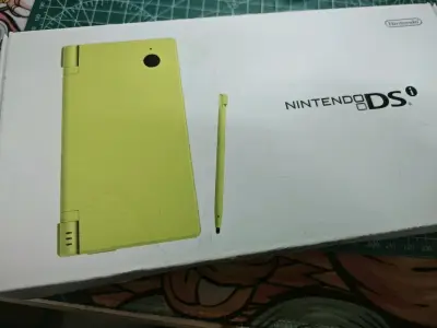 终于收到了还比较满意成色的，盒说全柠檬黄ndsi，找了2年了，好成色的不好找，虽然还不是100%完美，不过在合理价格区间内，已经天花板了,老gb中规中矩