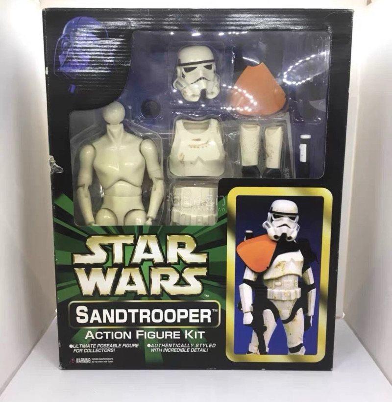 找了很久很久终于找到了这两款1/6！第一款是kenner的星战！沙漠兵！简直是ht的平替呀！太帅了！第二款是议员的套盒！我就差这个蓝色守卫！真的太帅了！感谢挖煤姬平台！让我淘到这两款！