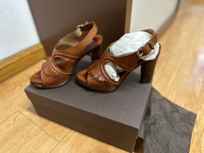 特别好用， 依旧丝滑抢购 ，价格合适 ，速度快，快递多种选择， 真的很好用呀很开心 ，会多多购买的。好好好好。


