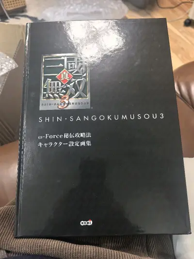 2. 第一次海淘就很顺利，发货快，清关效率高。实物质感很好，细节到位，性价比超高。包装保护到位，没有任何破损，会继续回购！