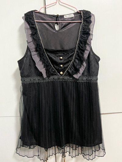 特别喜欢axes femme品牌的衣服，但是想买到价格合适又美丽的衣服太难了，偶然发现了挖煤姬这个app，从刚开始的小白逐渐能熟练使用app，不得不说挖煤姬这个软件太全能了，简单容易上手，而且切煤效率特别高，还有还价订阅等功能，简直不要太方便。而且容易捡漏，虽然有时...特别喜欢axes femme品牌的衣服，但是想买到价格合适又美丽的衣服太难了，偶然发现了挖煤姬这个app，从刚开始的小白逐渐能熟练使用app，不得不说挖煤姬这个软件太全能了，简单容易上手，而且切煤效率特别高，还有还价订阅等功能，简直不要太