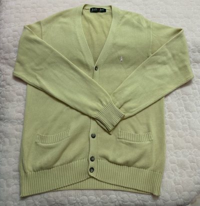 这次在挖煤姬入的几件日制校供制服太满意了！EAST BOY的浅黄绿开衫软糯亲肤，小刺绣细节精致；三色爱心衬衫版型挺括，白/蓝/粉都很显白；还有HATOSAKURA半袖衬衫抗皱又利落，做工走线超工整。

物流快、打包严实，每件都保护得很好，正品感满满！喜欢日制校供的姐...这次在挖煤姬入的几件日制校供制服太满意了！EAST BOY的浅黄绿开衫软糯亲肤，小刺绣细节精致；三色爱心衬衫版型挺括，白/蓝/粉都很显白；还有HATOSAKURA半袖衬衫抗皱又利落，做工走线超工整。

物流快、打包严实，每件都保护得很好，