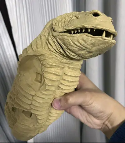 挖煤姬第十七单，南田工坊的凯姆拉，非常开心能通过挖煤姬补全南田工坊2010年的初版的凯姆拉，初版的白模质量真好，雅虎日拍好价拿下。这次第一次用竹蜻蜓包税专线，很方便，挖煤姬的打包一直都很好，好评好评！会继续支持的！