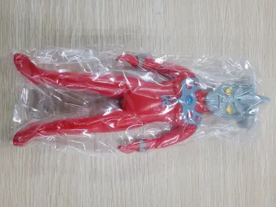 非常不错的商品，东西成色还行，虽然没有头卡，但这次也是有机会以相对比较合适的价格收下这么一个雷欧，希望有机会再次合作！