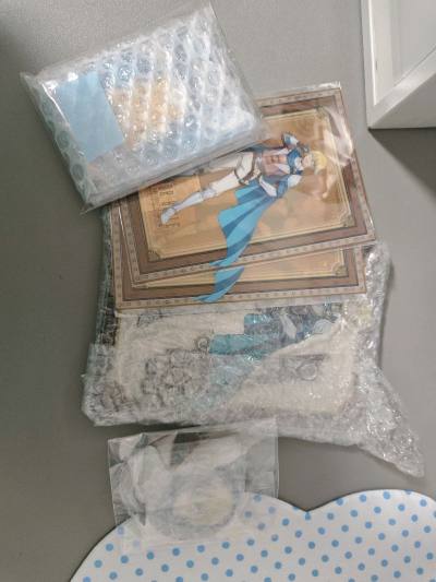 挖煤姬用下来挺省心的，界面好操作，客服回复及时。包裹包装得很仔细，谷子状态完好，日淘体验不错，推荐给同好～