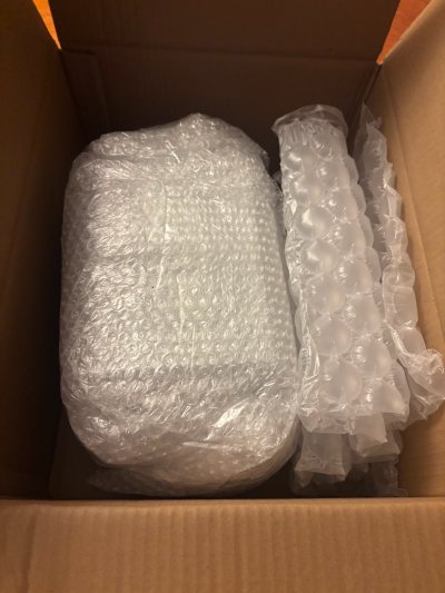 这是龙珠一番赏的经典反派人物角色形象 那美克星篇章的最终形态弗利萨大王 布欧篇章的魔法师巴比迪 非常喜欢这两款作品 


  