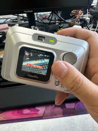 相机成色超棒，和全新没差！包装严实无磕碰，物流比预想快太多，正品无误，拍照效果绝了，客服耐心解答，海淘安全下车，下次还来！