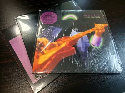 经典声音，永不过时！包装很好，发货也很快，东西没有少，而且状态不错，很少有划痕，挖煤姬值得信赖！继续中！


