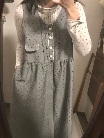 买到了特别可爱的小猪t恤，下面的波点特别特别可爱，还能买到不一样风格的小猪牌针织开衫，非常出乎意料的两件