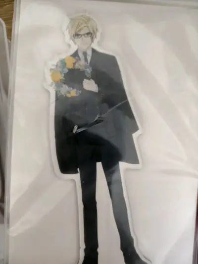 在挖煤姬入手了A3满开剧团古市左京立牌，实物超好看！印刷清晰、做工精致，包装严实无破损，物流也很省心。左京太帅了，超级喜欢，完美下车！