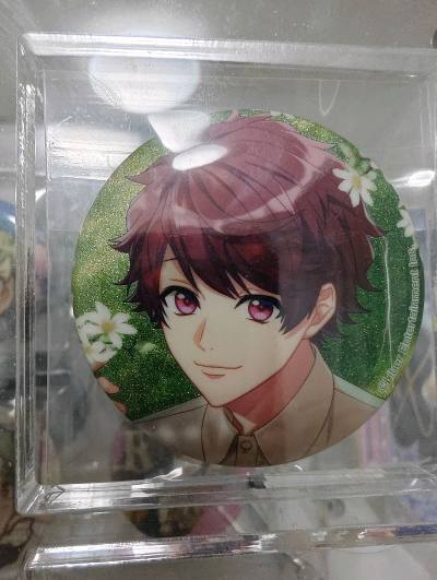 超开心在挖煤姬收到了A3满开剧团綴和咲也的吧唧！两个角色都超可爱，柄图颜值在线，吧唧整体状态很好，没有瑕疵。包装超严实，拆的时候就觉得很安心，完全不用担心运输问题。终于圆梦收到喜欢的谷子啦，心情超级好，非常喜欢，这次购物体验满分～