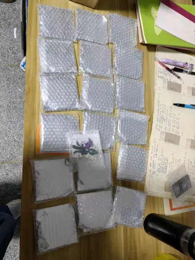 挖煤姬真的十分便利，买东西也很方便，没有什么多的杂七杂八的东西，而且无广告啥的，挺好的。打包的也很好，没有损坏，箱子邦邦硬


