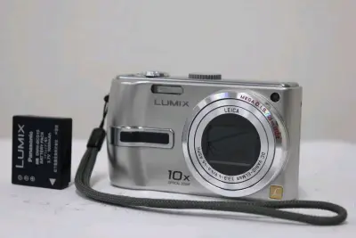 在挖煤姬低价入手松下TZ3，性价比直接拉满！平台操作简单，代拍响应快，不用日语也能轻松下单。包裹打包严实，相机成色超出预期，功能完好无暗病，复古出片效果超赞。物流速度也很给力，全程可追踪，这次日淘体验超满意，挖到宝藏CCD太开心啦！ 




