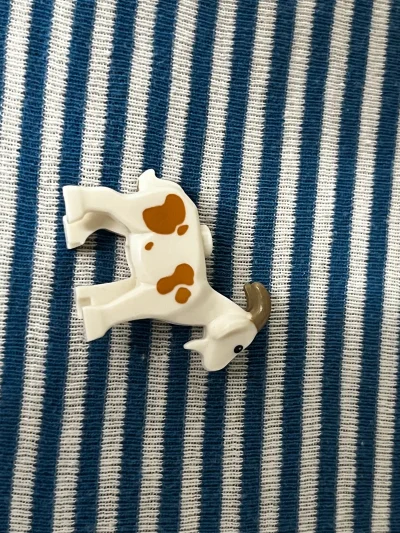 品质在线！实物与图片一致，无色差无异味。细节处理到位，用料扎实。发货快，包装好。价格实惠，服务到位。会继续回购，推荐朋友们入手！