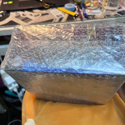 手办收到啦，品相真的超出预期，和描述完全一致，没有任何瑕疵，细节也特别精致，看得出来卖家保存得非常用心。包装也特别严实牢固，层层防护做得很到位，运输过程中完全没有磕碰损伤。卖家全程沟通特别顺畅，回复及时又耐心，态度温柔友好，发货速度也很快，整个购物体验特别舒心。非常...手办收到啦，品相真的超出预期，和描述完全一致，没有任何瑕疵，细节也特别精致，看得出来卖家保存得非常用心。包装也特别严实牢固，层层防护做得很到位，运输过程中完全没有磕碰损伤。卖家全程沟通特别顺畅，回复及时又耐心，态度温柔友好，发货速度也很快