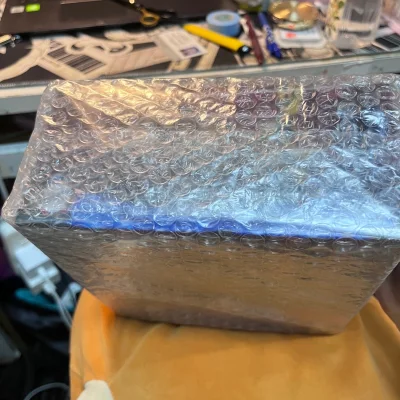 手办收到啦，品相真的超出预期，和描述完全一致，没有任何瑕疵，细节也特别精致，看得出来卖家保存得非常用心。包装也特别严实牢固，层层防护做得很到位，运输过程中完全没有磕碰损伤。卖家全程沟通特别顺畅，回复及时又耐心，态度温柔友好，发货速度也很快，整个购物体验特别舒心。非常...手办收到啦，品相真的超出预期，和描述完全一致，没有任何瑕疵，细节也特别精致，看得出来卖家保存得非常用心。包装也特别严实牢固，层层防护做得很到位，运输过程中完全没有磕碰损伤。卖家全程沟通特别顺畅，回复及时又耐心，态度温柔友好，发货速度也很快