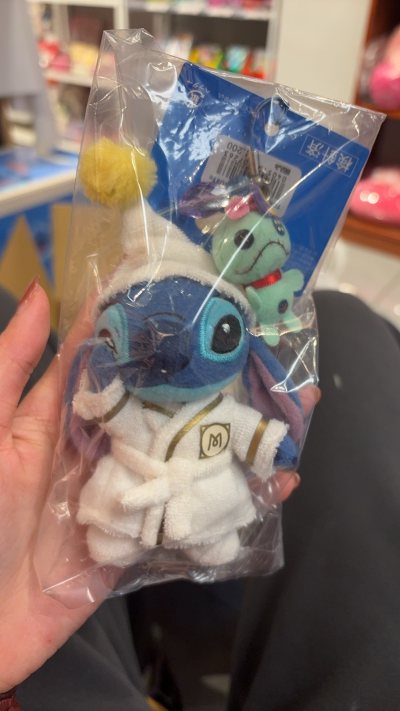 米菲柜子被我蹲到了！很早就种草了这个柜子，终于买到！物流非常靠谱，一点没有损坏，很快就收到了。已经无数次挖煤了，空运的速度让我很快得到了他们