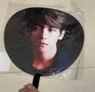 非常喜欢这些扇子，运回家也特别便宜，很喜欢挖煤姬的运输速度，会继续购买的，在挖煤姬平台继续购买，安心放心


