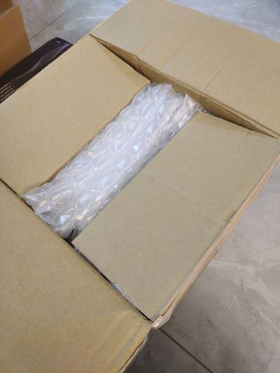 经常在挖煤姬上购买商品，发货速度很快，每个商品都有独立包装，快递途中也很快，能买个自己满意的商品，下次还会再次购买