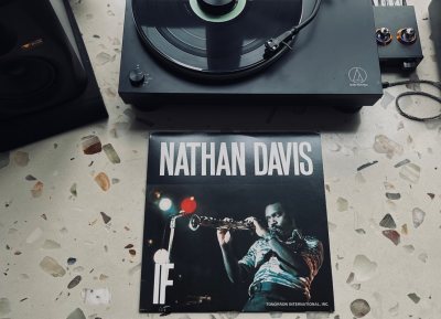 包装特别稳固，商品完好无损，且状态和所描述情况十分吻合，重量控制方面也把控得相当好..物流给力的从发货到国内手上8-10天就到了