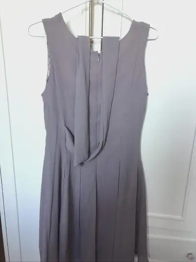 国内蹲了好久都没找到的中古衣这个终于蹲到了，又再次下单了许多漂亮衣服，希望和这次收到的一样漂亮。超级无敌推荐大家购买。