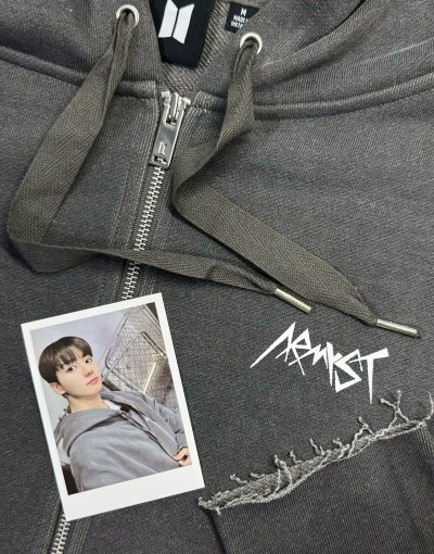 真的很喜欢这个卫衣，这个价格也很优惠，运速度速度也很快，被朋友介绍而来的，很喜欢这个平台会继续在这个平台购买的