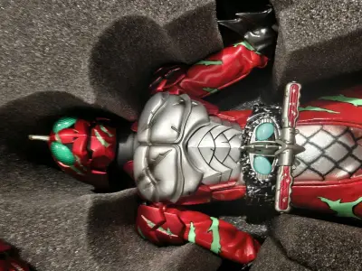 rah假面骑士亚马逊仁叔，全配无损盒说全，东西很好，灯光正常，东西也实惠好用，期待下一次能买到更优惠的。