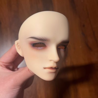 因为金额太高直接走包税的竹蜻蜓线路了，审核通过后很快发货了，过海关赶上两会延后了半个月，整体还是非常快的包装也很好没有破损