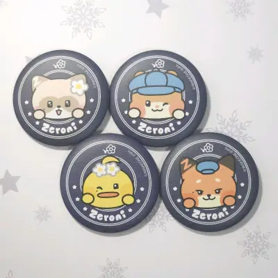 去年切的东西稍微有点多了所以1月份2月份都没怎么切，但有在逛煤炉蹲蹲好价，到处转转也是让我找到了很想切的zeroni花朵主题吧唧~
顺便又切了最新的v7拍立得和ss小卡，挖煤姬切煤的好处就是可以比拼团更快地拿到现货，好评~