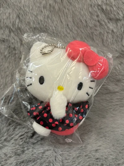 这次在挖煤姬（挖煤姬）海淘到的三丽鸥小玩偶真的太可爱啦✨！波点裙Hello Kitty、玫瑰裙Kitty和度假风小黄狗，每一只都软fufu的，细节满满，是日拍上挖到的宝藏小物。
	
全程用挖煤姬下单，体验感超棒！重点夸夸【入库前拍照】服务，入库前就能清晰看到商品...这次在挖煤姬（挖煤姬）海淘到的三丽鸥小玩偶真的太可爱啦✨！波点裙Hello Kitty、玫瑰裙Kitty和度假风小黄狗，每一只都软fufu的，细节满满，是日拍上挖到的宝藏小物。
	
全程用挖煤姬下单，体验感超棒！重点夸夸【入库前拍照】